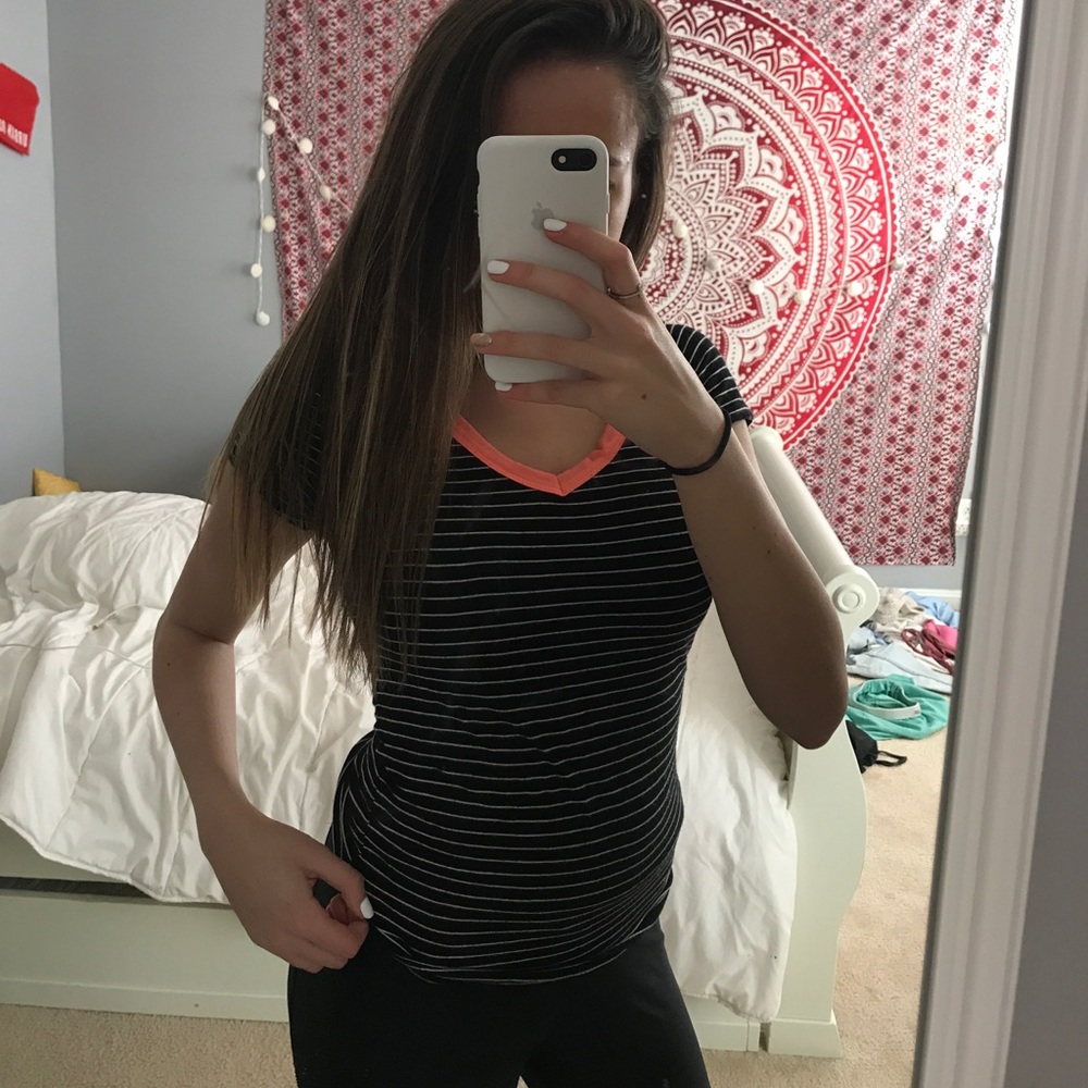 AMERICAN DREAM Black and White Short Sleeve Size S